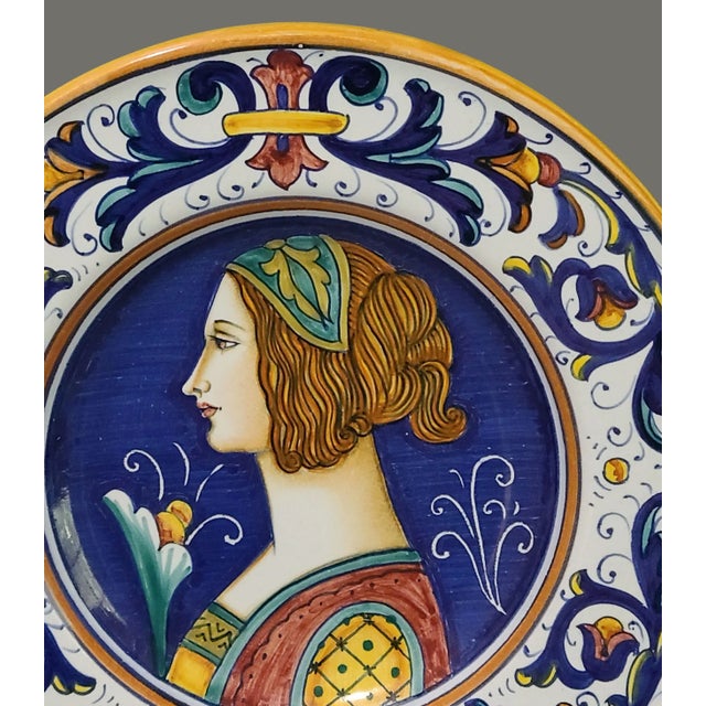 Vintage Italian Deruta Majolica Painted Renaissance Portrait Decorative Plate #3 For Sale - Image 6 of 9