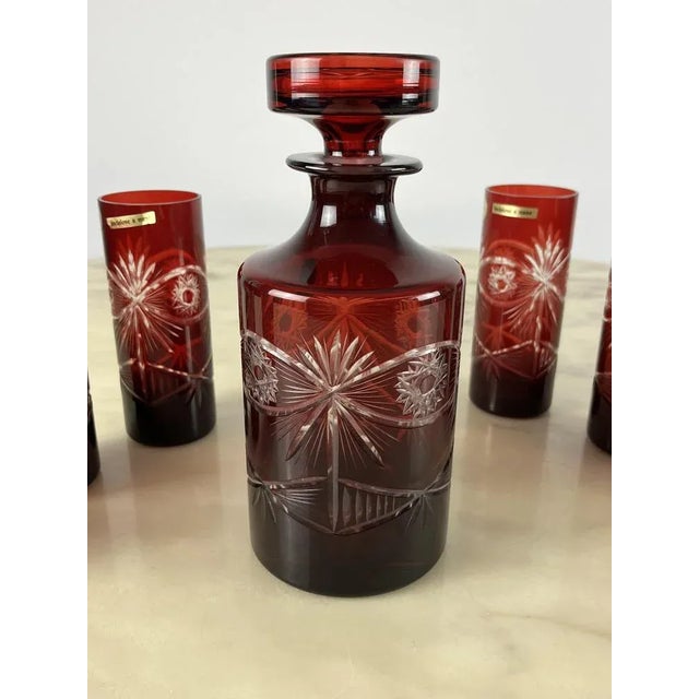 Bottle & Colored Lead Crystal Glasses, Italy, 1980, Set of 7 For Sale - Image 4 of 8