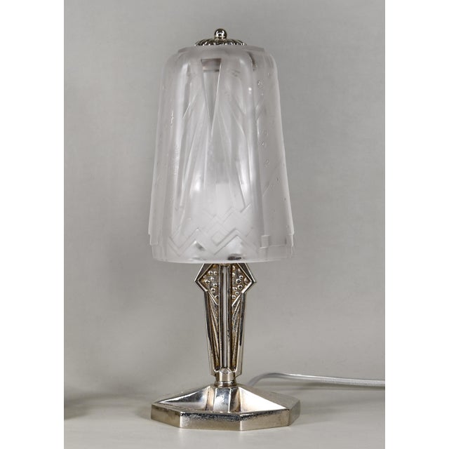Art Deco Muller Freres & Cherrier Et Besnus Geometric French Art Deco 1930s Table Lamp - A Pair For Sale - Image 3 of 9