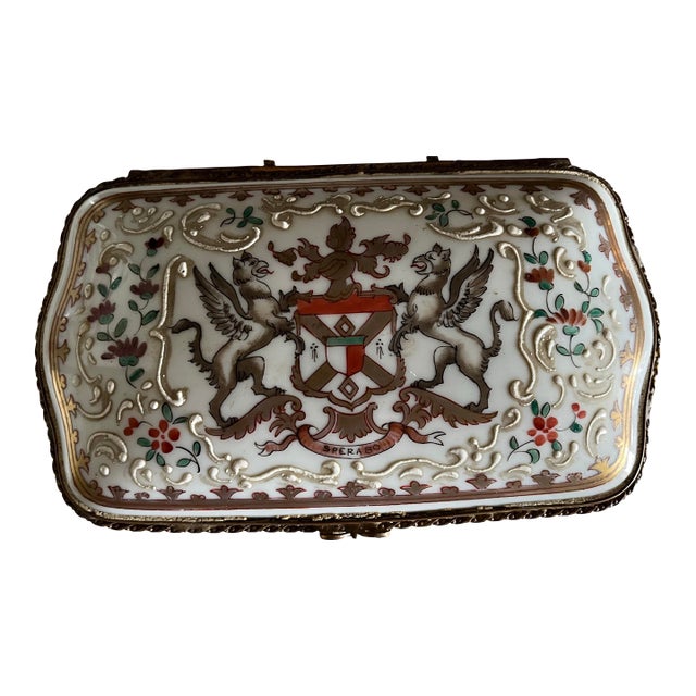 Vintage Porcelaine De Paris Dresser Box For Sale