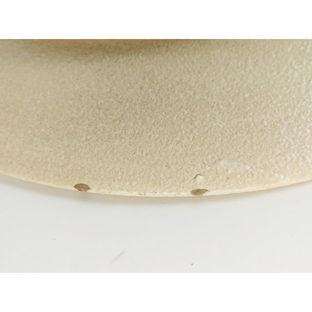 Cream Large Italian Handmade Wall Ceramic Plate by Lina Poggi Assalini for Ce. As., 1940s For Sale - Image 8 of 9