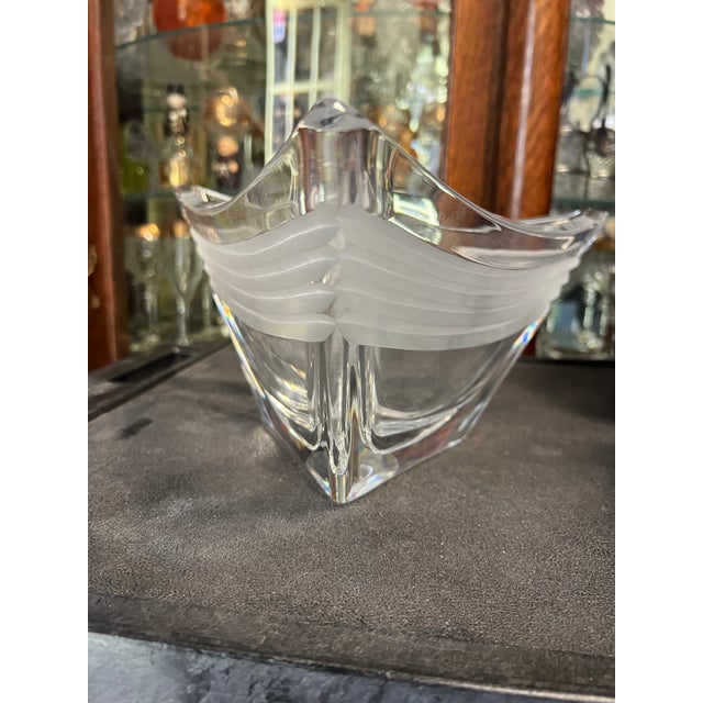 Contemporary Vintage Postmodern Mikasa "Legacy" Frosted Geometric Crystal Centerpiece Bowl For Sale - Image 3 of 10