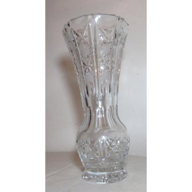 Up for sale is a nice quality vintage American brilliant cut crystal flower vase. it has a lovely silhouette shape and...