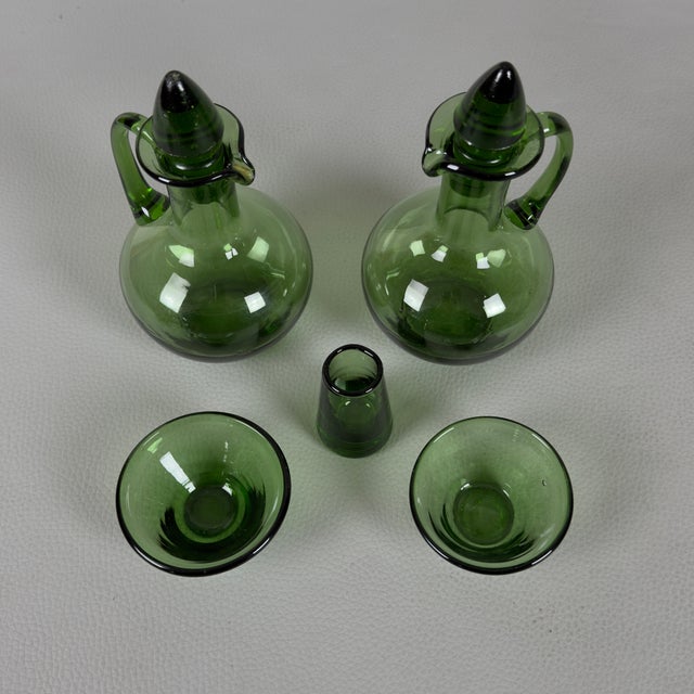 Murano Glass Oil and Vinegar Set in Emerald Green, 1970s, Set of 6 For Sale - Image 6 of 11