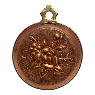 Vintage Hammered Copper Rose Pattern Jello Mold For Sale