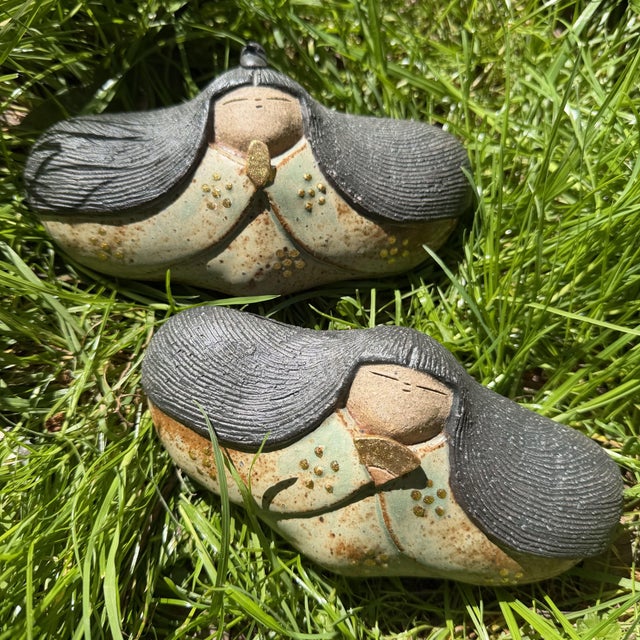 Gray Vintage Japanese Hina Figures in Ceramic, Japan, 1970s, Set of 2 For Sale - Image 8 of 16