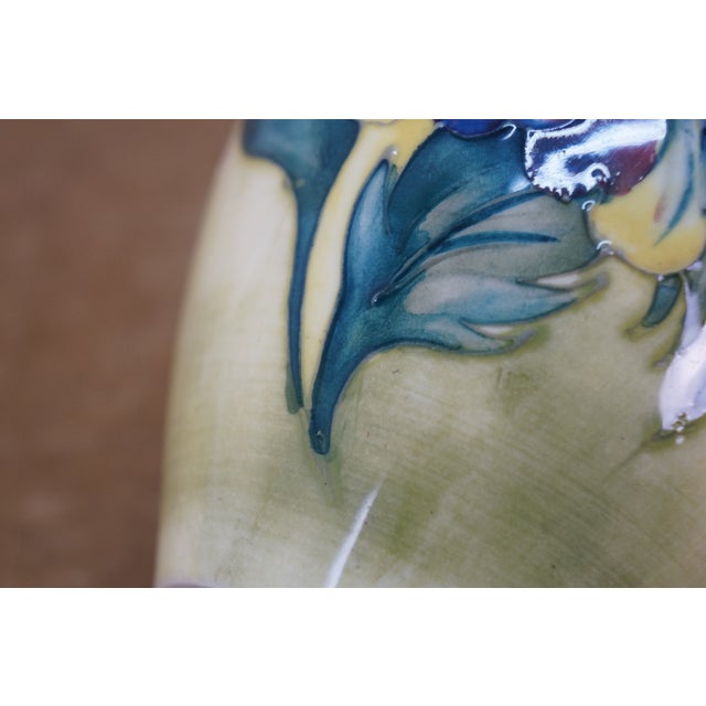 Mid Century British Walter Moorcroft Hibiscus Flower Baluster Bud Vase 5" For Sale - Image 11 of 13