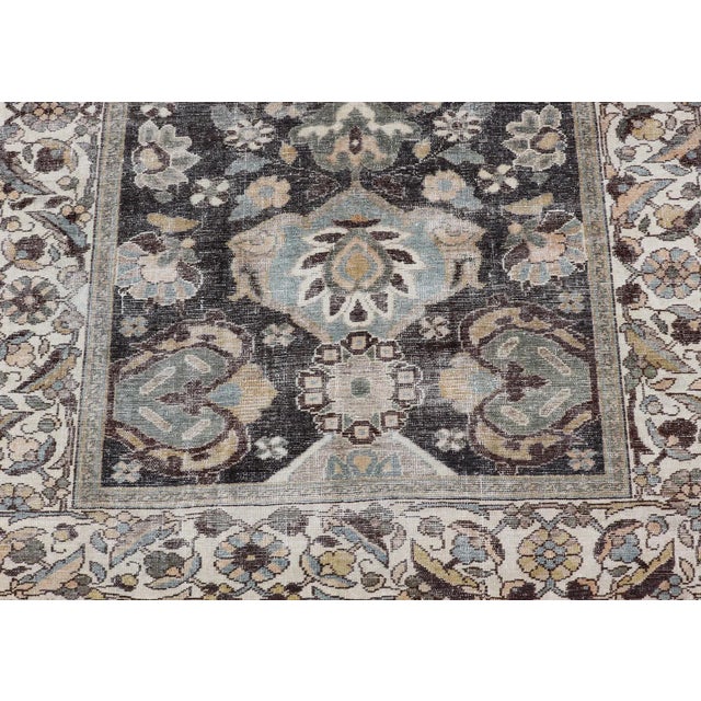 Mid 20th Century Antique Persian Hamadan Rug With Floral Medallion Design in Soft Earthy Tones 5'1"x8'7" For Sale - Image 5 of 10