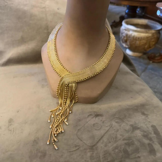 2000s Vintage Costume Jewelry Gilded Metal and Faux Pearls Necklace For Sale - Image 6 of 18