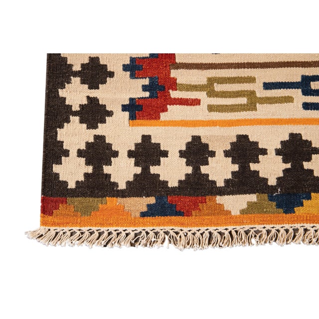 21st Century Contemporary Kilim Rug 5 '5'' X 7' 9'' For Sale - Image 10 of 13