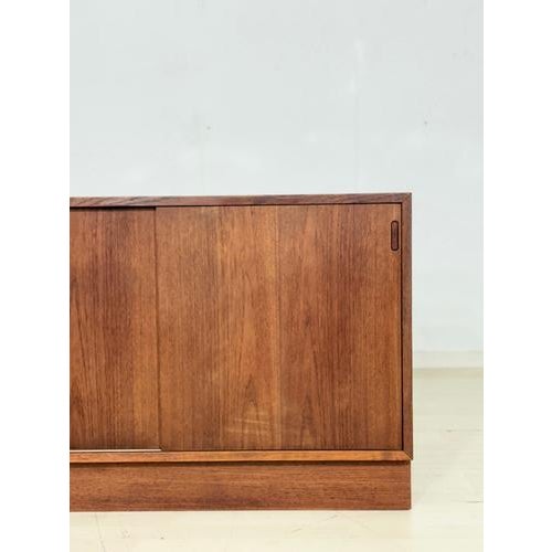 Danish Chest of Drawers in Teak For Sale - Image 3 of 18