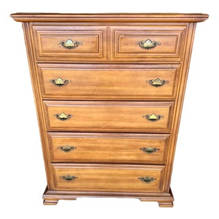 Vintage c.1960's Traditional Tallboy 5 Drawer Dresser For Sale