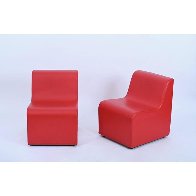 Mid-Century Modern Mid-Century Modular Armchairs and Pouf in Red Leatherette, Italy, 1980s, Set of 3 For Sale - Image 3 of 17