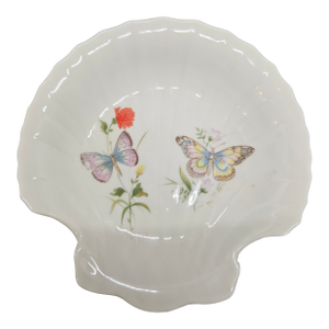 Vintage Takahashi Dew Hand Decorated Seashell Butterflies Flowers Trinket Dish.