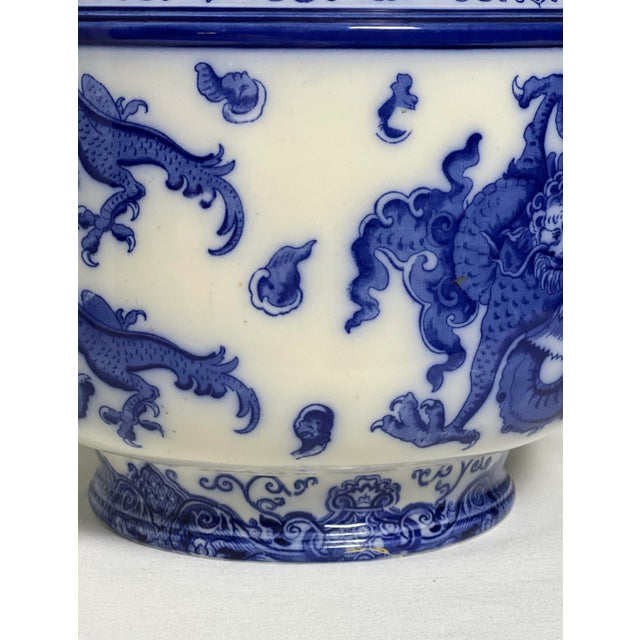 Early 20th Century Royal Doulton 'Oyama' Pattern Flow Blue and White Porcelain Jardiniere For Sale In Philadelphia - Image 6 of 11