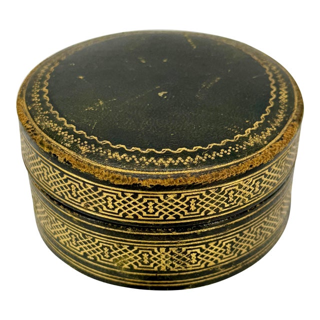 Early 1920s Round Italian Leather Jewelry Box For Sale