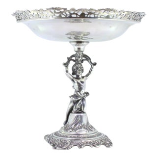 Fruit Bowl Centralpiece in Silver with Grid, Central Engravings and Female Raised Base with Scrolls For Sale