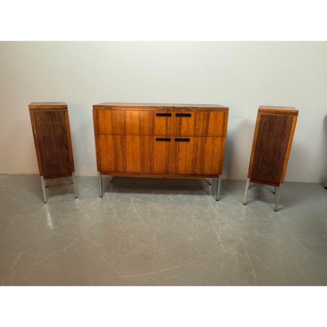 1960s Mid-Century Arizona Stereo Console with Integrated PE2010 Turntable and Matched Wood Veneer Speakers from Blaupunkt, Germany 1960s, Set of 3 For Sale - Image 5 of 6