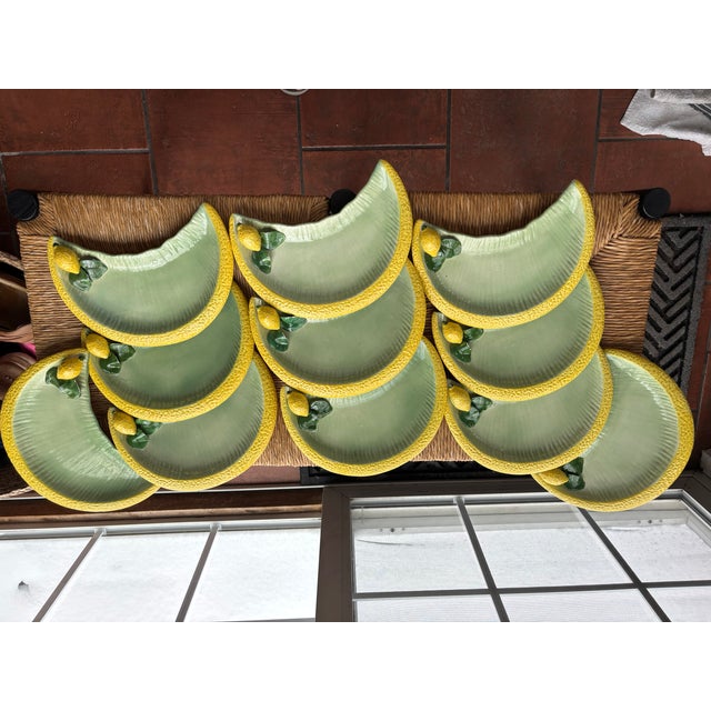 1970s Walter Hatches Inc Italian Majolica Lemon Figural Bowl and Eleven (11) Plates Vintage Decor For Sale - Image 11 of 12