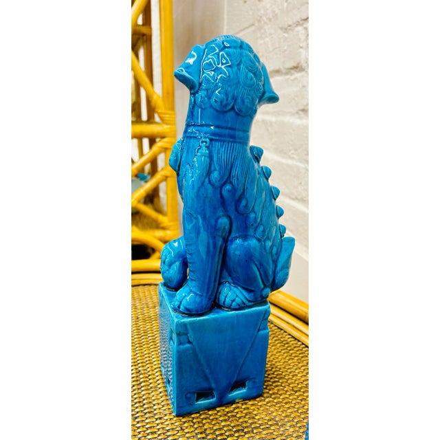 Pair of Vintage Mid-Century Modern Cobalt Blue Chinese Porcelain Mounted Foo Dogs For Sale - Image 4 of 11