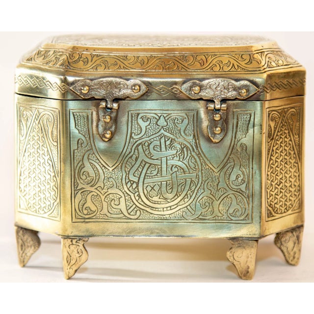 Brass Persian Brass Jewelry Box in Mamluk Revival Damascene Moorish Islamic Style 1920 For Sale - Image 8 of 13