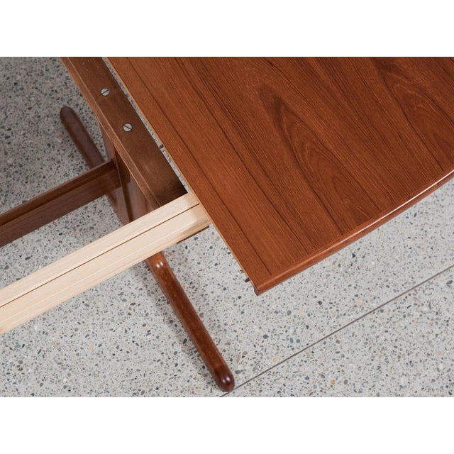 Brown Mid-Century Modern Danish Extendable Oval Dining Table in Teak from Skovby, 1960s For Sale - Image 8 of 13