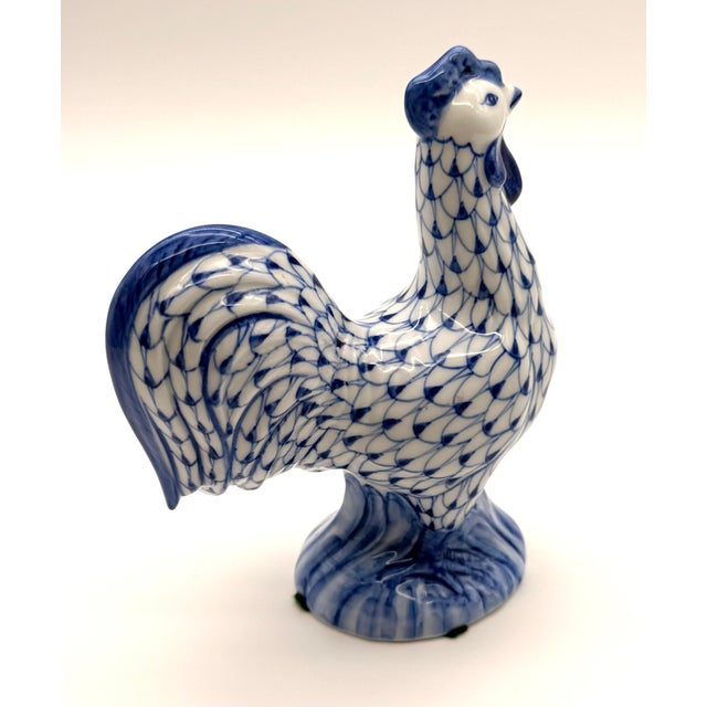 Herend Vintage Fishnet Design Ceramic Porcelain Rooster by Andrea Sadek For Sale - Image 4 of 9