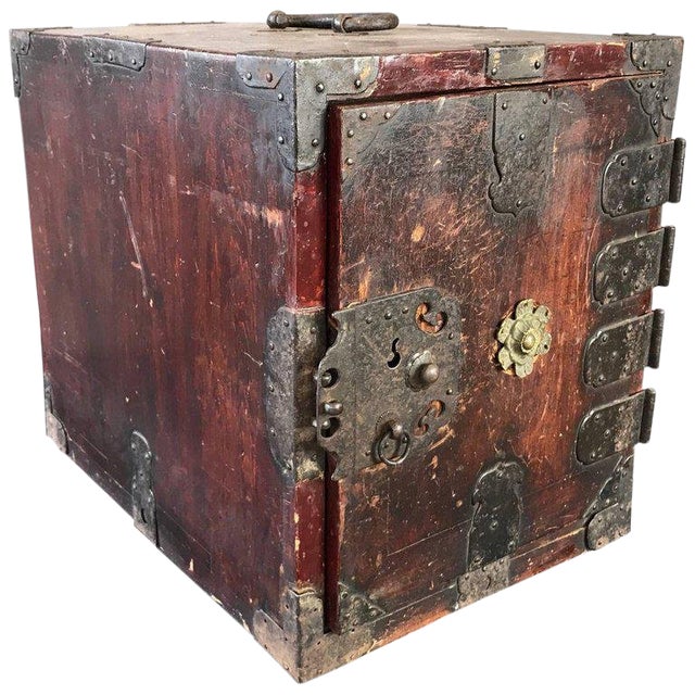 Antique Compact Chinese Seaman S Chest With Locks And Key Chairish