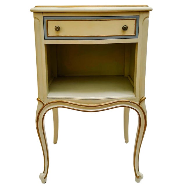 Drexel Mid-20th Century Drexel Touraine French Provincial Louis XV Style Crème Peinte Nightstands - A Pair For Sale - Image 4 of 18