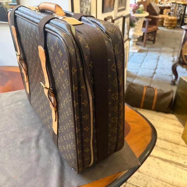 A 2002 Satellite 60 Brown Monogram Canvas Suitcase by Louis Vuitton For Sale - Image 9 of 18