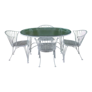 Russell Woodard Pinecrest Patio Dining Set