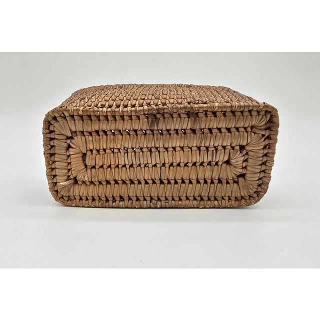 Antique Rattan Wicker Small Basket With Hinge Clasp Lid For Sale - Image 9 of 13