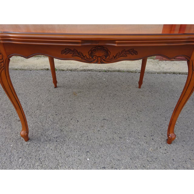 1990s Regency Oval Extendable Dining Table, 1980s For Sale - Image 5 of 18