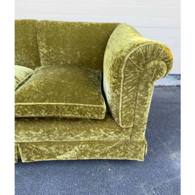 1940s Vintage English Velvet Chesterfield Sofa For Sale - Image 5 of 7
