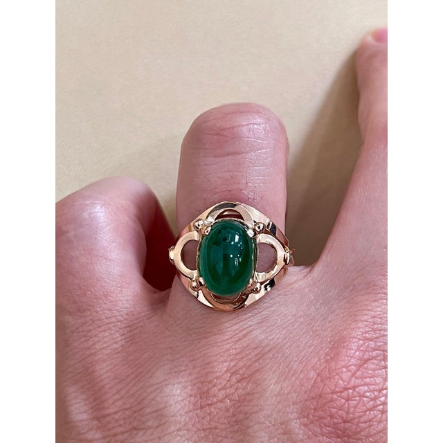 6 Carat Elongated Oval Emerald Cabochon 14 Karat Rose Gold Cocktail Ring Vintage For Sale - Image 9 of 18