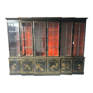 Late 20th Century Black Lacquered Chinoiserie Breakfront China Display Cabinet For Sale