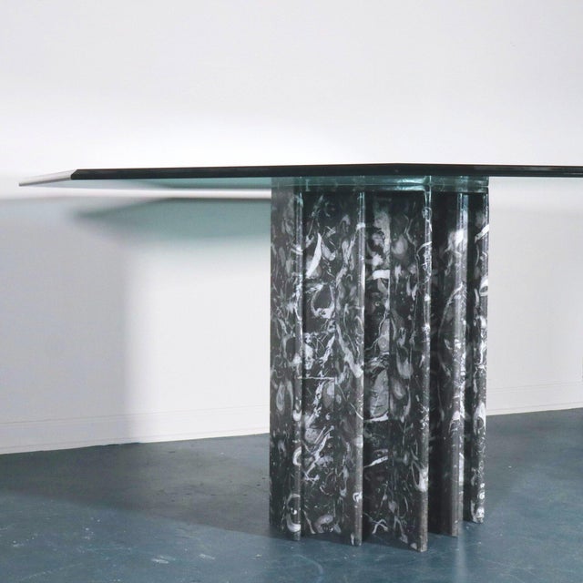 Modern 1980s Sculptural Black Graffiti Marble & Octagonal Glass Dining Table For Sale - Image 3 of 7