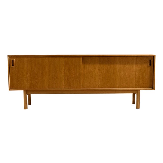 Oak Model 21 Sideboard by Gunni Omann for Omann Jun Møbelfabrik, 1960s For Sale