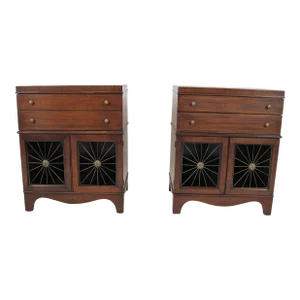 1960s Pair of Johnson Furniture Mahogany Neoclassical Nightstands