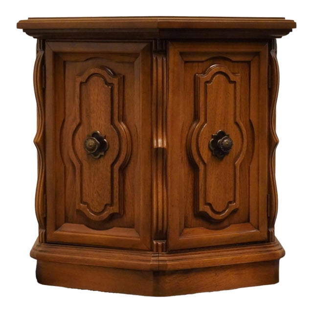 Thomasville Furniture Cote Dor Collection French Regency Style 21x25" Hexagonal Storage End Table 6195-10 For Sale