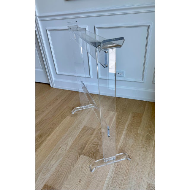 Charles Hollis Jones Lucite Pagoda Blanket Rack Towel Rack Garment Valet Acrylic Stand, 1970s For Sale In Chicago - Image 6 of 7