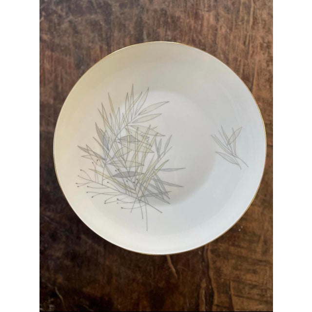 Vintage Mid-Century Modern Rosenthal 9.75” Plates in Loewry Grasses Pattern - Set of Seven (7) For Sale - Image 11 of 11