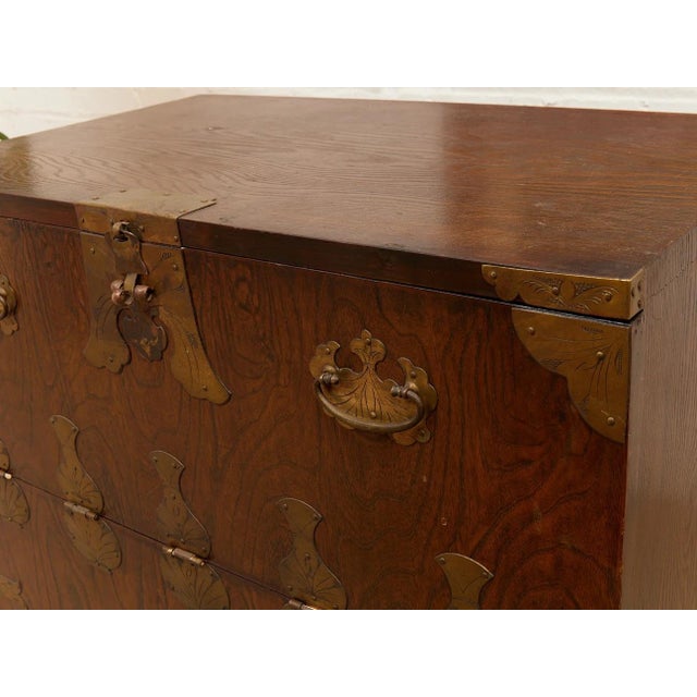 Mid 20th Century Korean Brass-Mounted Hardwood Bandaji Chest For Sale - Image 4 of 12