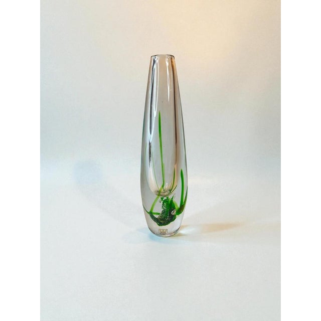 Vicke Lindstrand Vintage Swedish Sea Weed Vases by Vicke Lindstrand for Kosta, 1950s, Set of 3 For Sale - Image 4 of 11