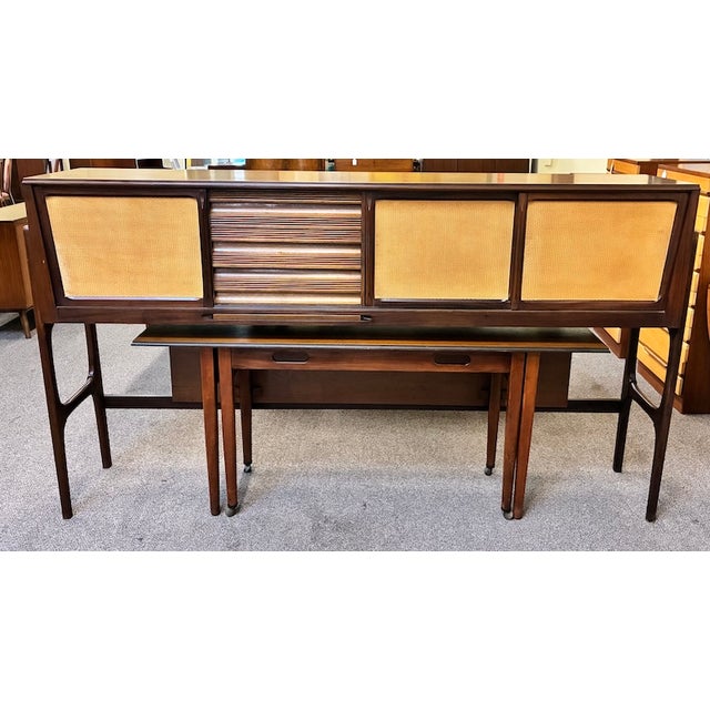 Wood Iconic European Mid Century Modern Teak & Wicker Nesting Dining Suite W/ Credenza, Dining Table & Four Chairs c.1960 For Sale - Image 7 of 18