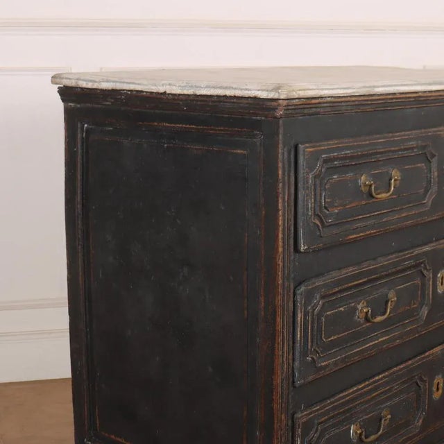 18th Century French Commode For Sale - Image 3 of 11