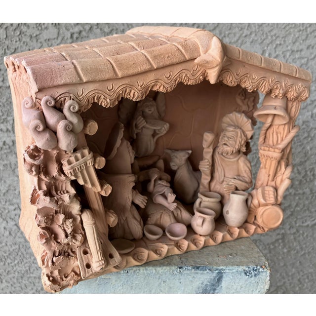 1970s Circa 1970/1980 Intricately Handcrafted Terracotta Tabletop Manger Nativity Scene, Peru For Sale - Image 5 of 12