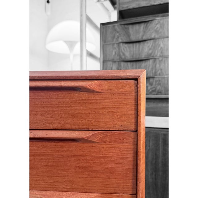 Vintage Teak Chest of Drawers by Ib Kofod-Larsen for Säffle, 1959 For Sale - Image 15 of 18