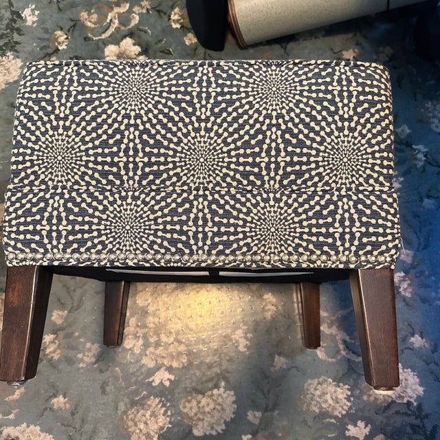 Ethan Allen Square Geometric Sunburst Medallion Ottoman For Sale - Image 9 of 12