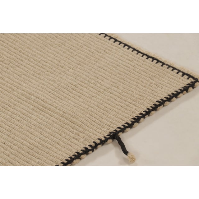 Handwoven in wool, this 5x7 Kilim is from Rug & Kilim’s contemporary Rez Kilims collection. The flat weave features a...